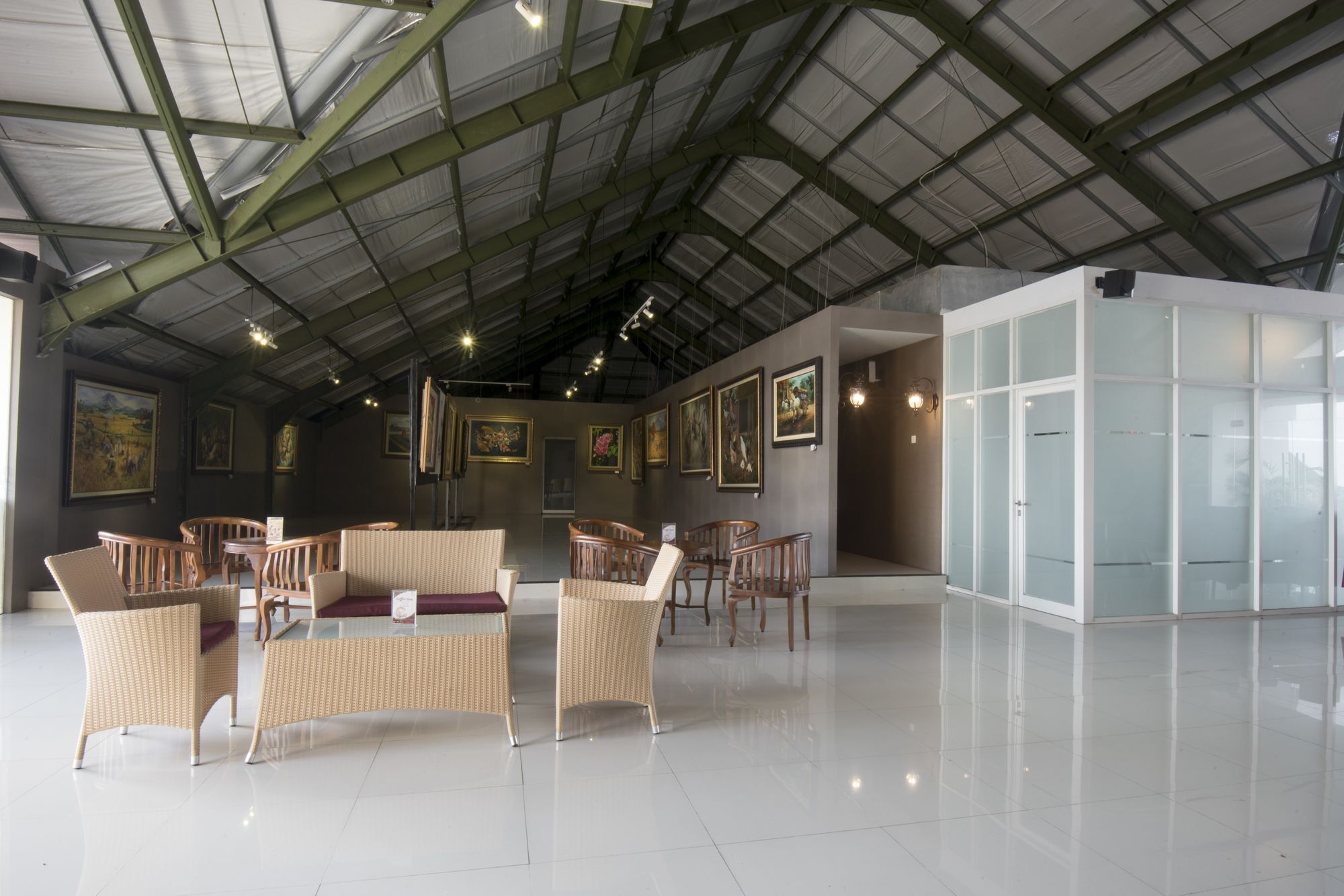 Gallery Prawirotaman Hotel Джокякарта Екстериор снимка