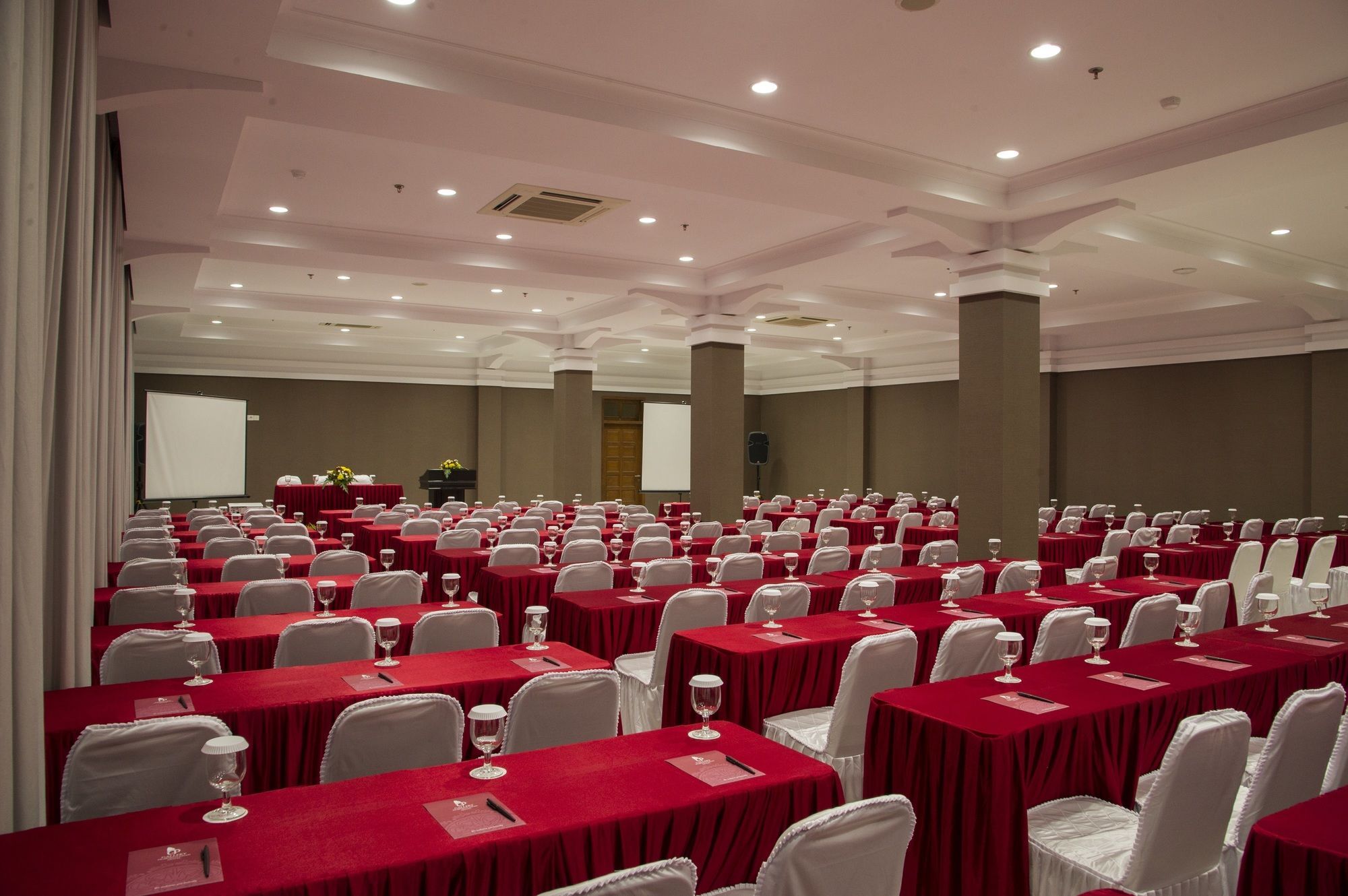 Gallery Prawirotaman Hotel Джокякарта Екстериор снимка